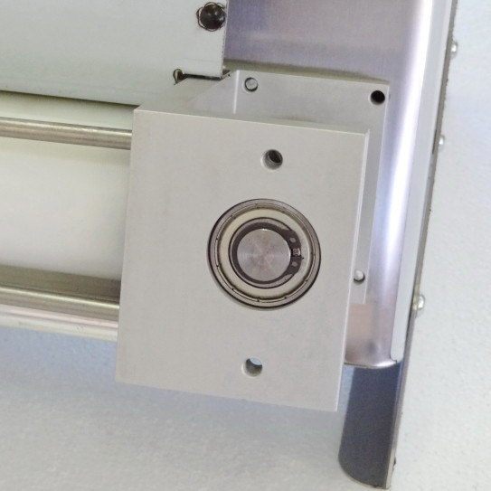 Vue du roulement de l’engrenage renvoi moteur des laminoirs pizzas Prismafood DSA310 DSA420 JILO 42 à partir de 2010