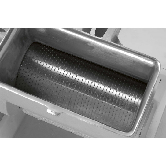 Détail rouleau inox Râpe parmesan et pain grattugia 120 kg/h professionnelle FAMA GGHP4 FGG 106