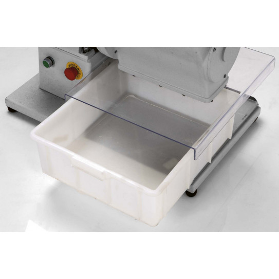 Détail bac plastique Râpe parmesan et pain grattugia 120 kg/h FAMA GGHP4 FGG106