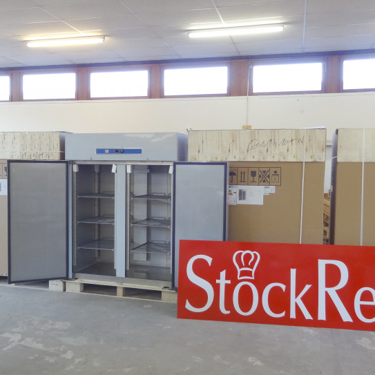 Stock armoire froide 1410L positive sur roulettes 2 portes inox GN 2/1 - GN1410TN L2G