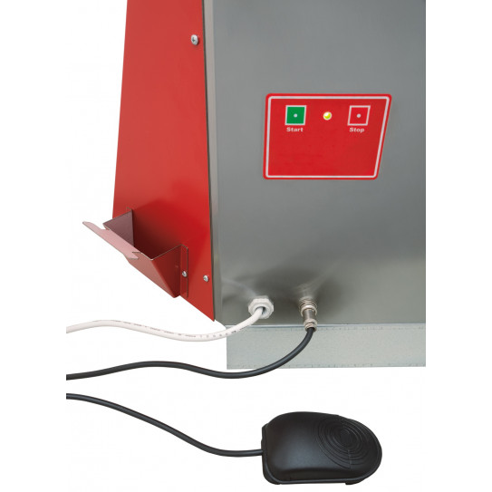 Façonneuse à pizza 40/42 cm PizzaGroup RM42TA Parallèle détail pédale de commande