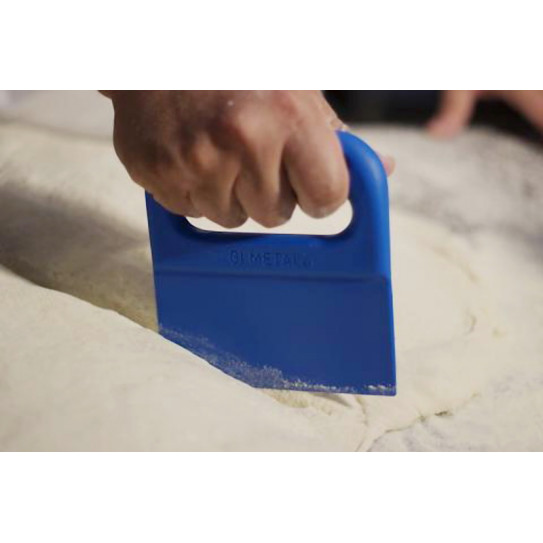 Coupe-pâte rigide en matériel anti-choc et anti-rayure utilisation pro GI-METAL AC-TP