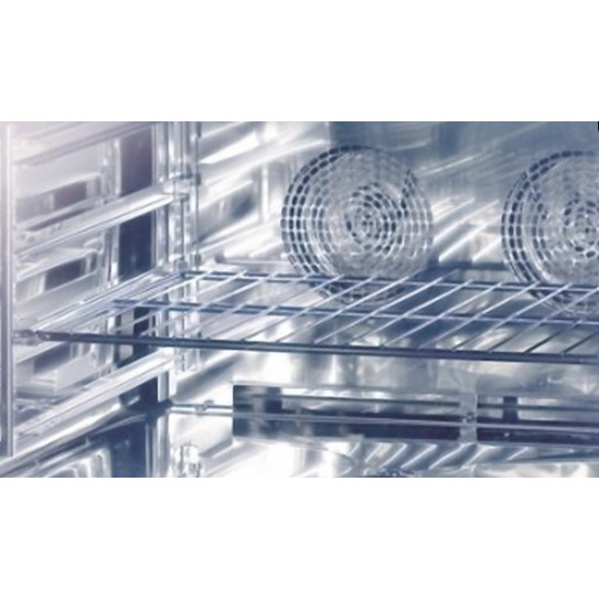 Détail turbines four électrique à convection 6,3 kW triphasé 4 niveaux GN1/1 + Humidificateur GEU411 MODULAR