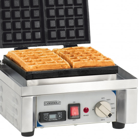 Détail des commandes et timer Gaufrier électrique 4x6 simple ouverture 90° CG90S Casselin