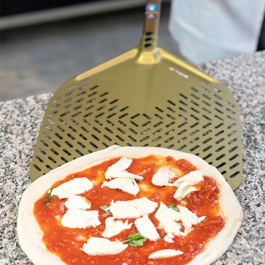 Pelle à pizza GOLD tête rectangulaire perforée 33 cm Manche 120 cm G-32RF/120 et G-32RFX/120 GI-METAL