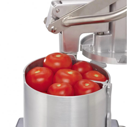 24501 Robot-Coupe CL 52 2V possibilité de traiter en une opération jusqu’à 15 tomates ou 1 chou entier