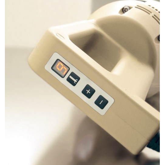 Variateur 9 vitesses 2000, 9000, max 17000 tr/mn - Mixer plongeant 450VV vitesse variable - FAMA