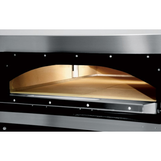 Four GGF électr. facade chambre entièrement en pierre refractaire